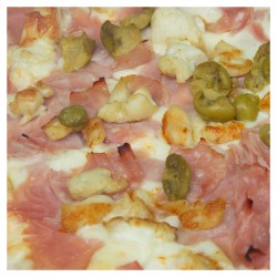 23.  Proscuitto Pollo Pizza